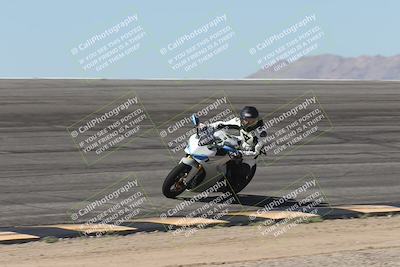 media/Oct-13-2025-Moto Forza (Mon) [[a66d839500]]/4-C Group/Session 2 (Bowl)/